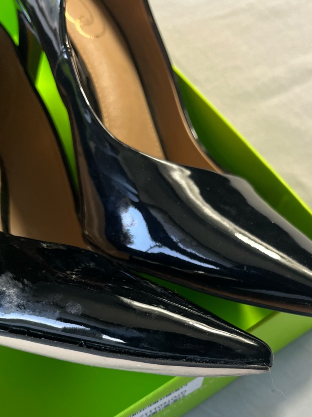 Sam Edelman Hazel Black Patent Leather Pointed Toe Pumps Womens Size 8.5 w Box - Picture 2 of 4